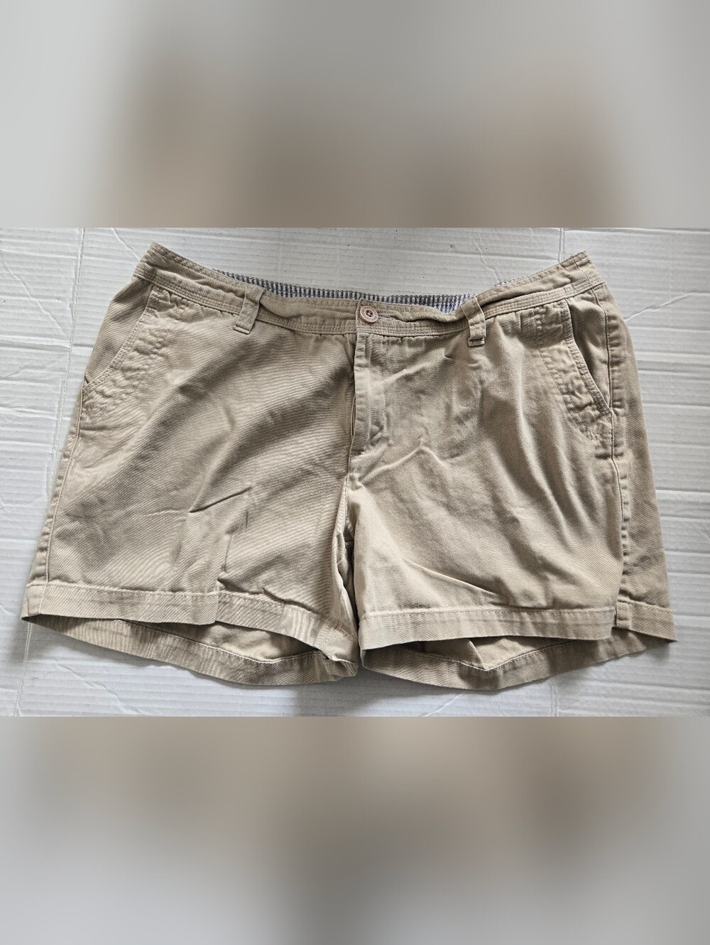 Natural Reflections Beige Women's Cotton Shorts Size 16